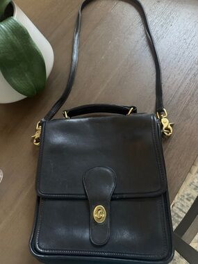 Coach Black Leather Shoulder Bag with Gold Turn-Lock pre owned